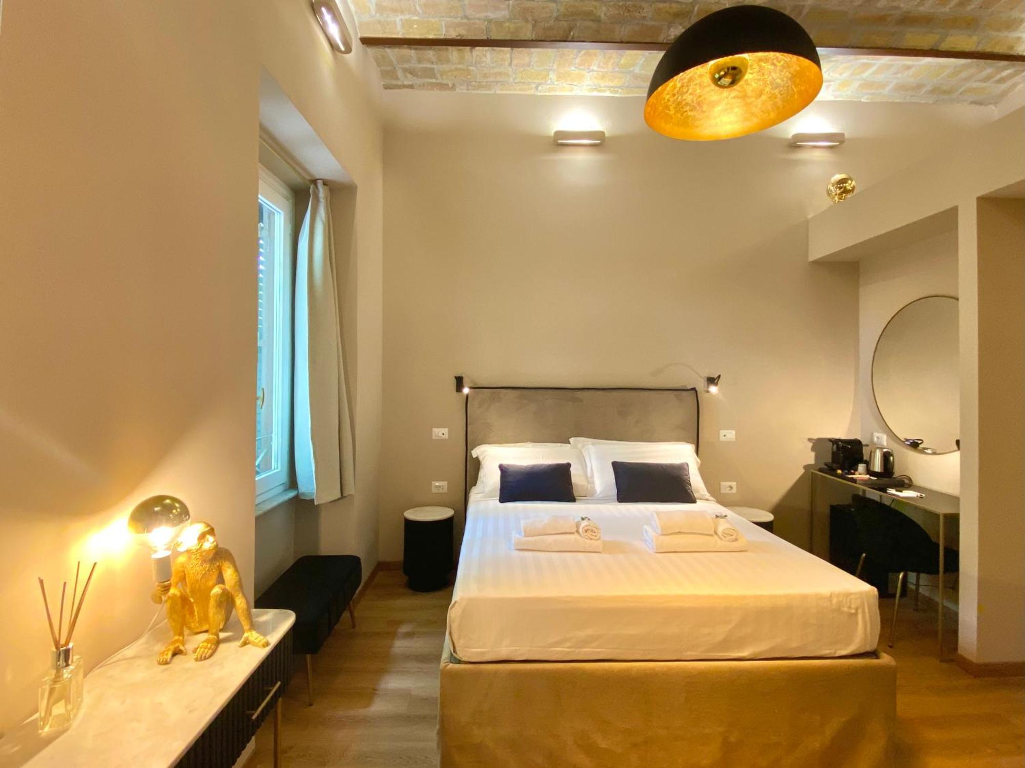 Queen Of Rome Luxury Rooms Roma Exterior foto