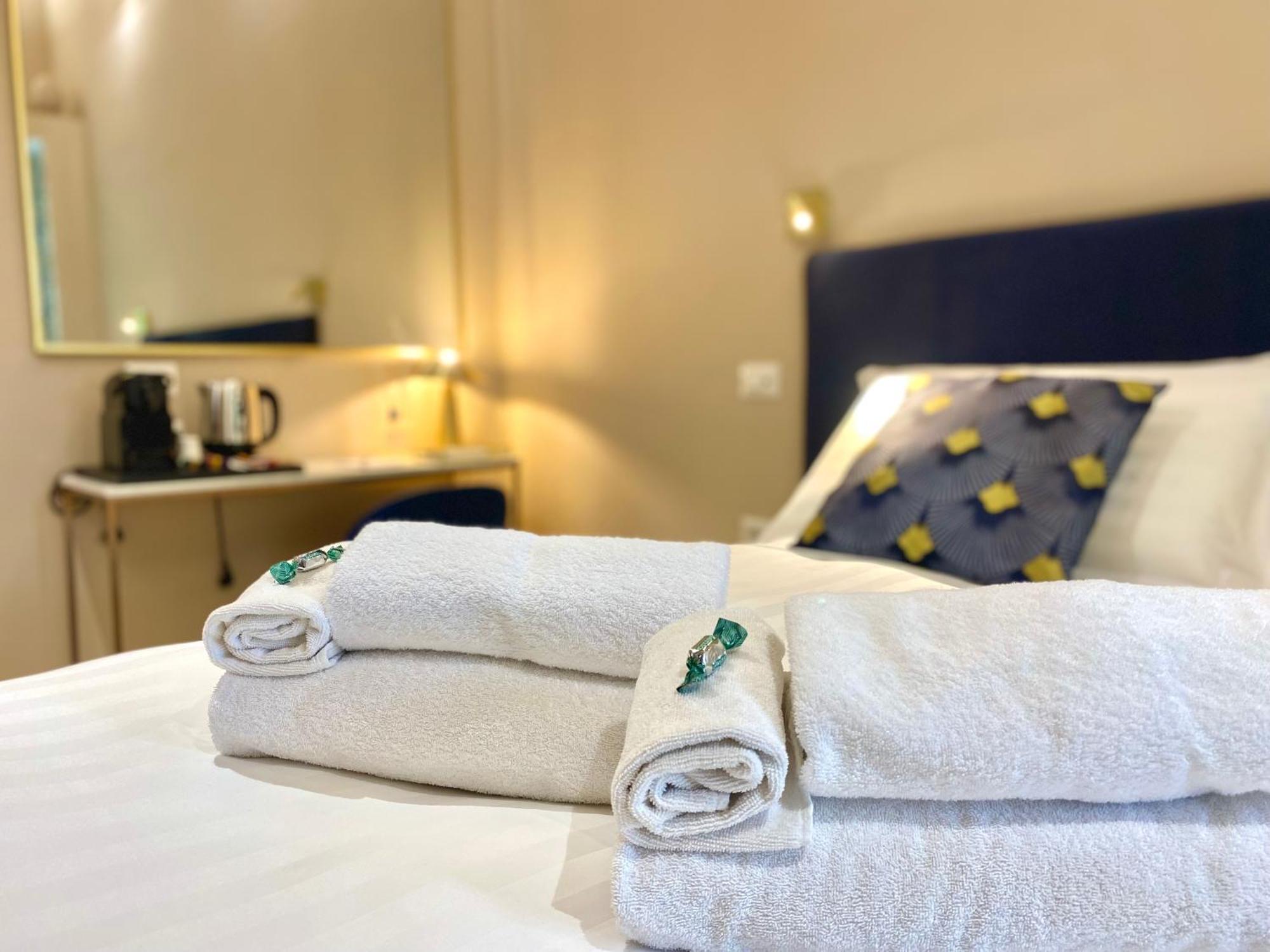 Queen Of Rome Luxury Rooms Roma Exterior foto