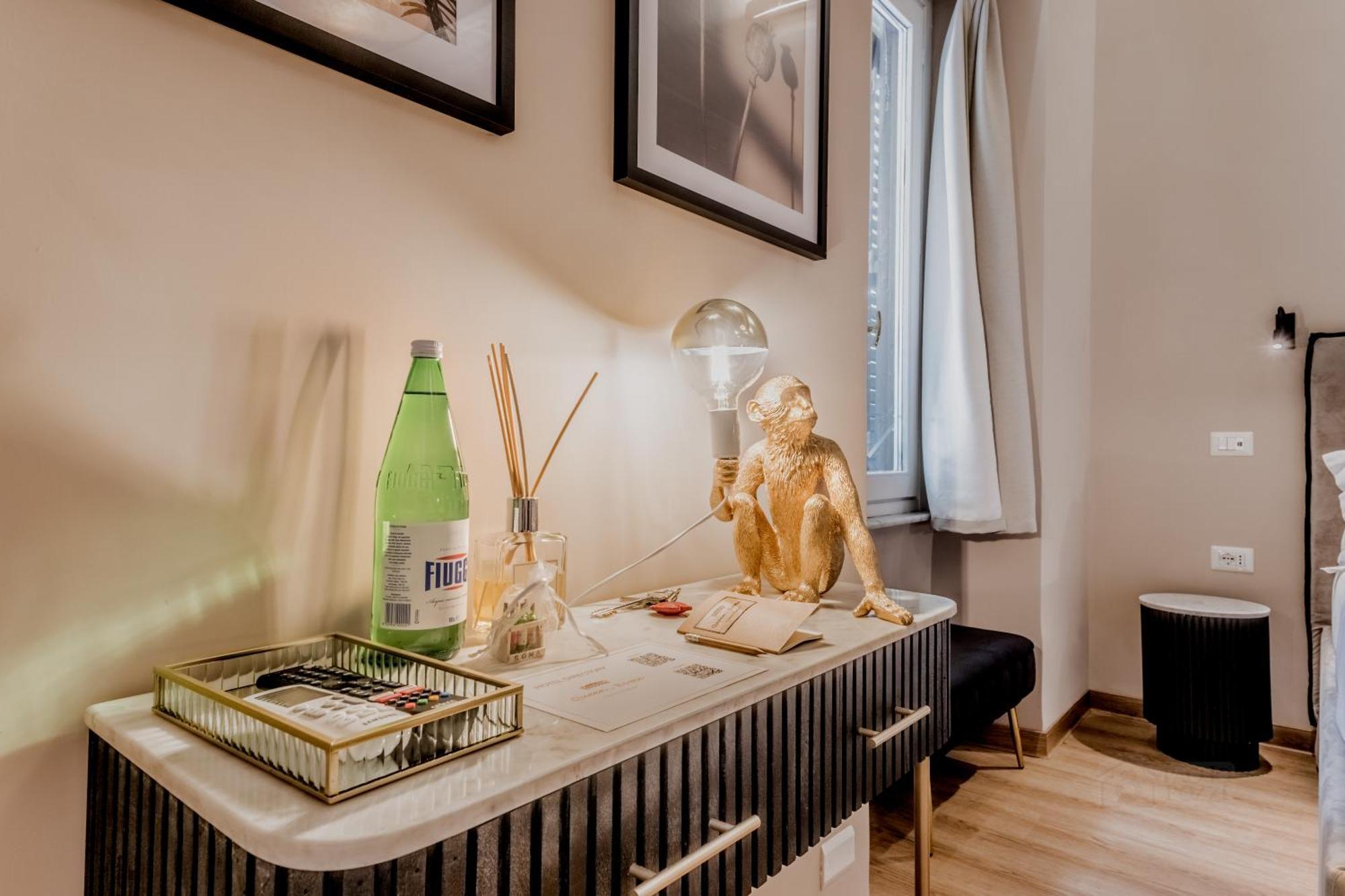 Queen Of Rome Luxury Rooms Roma Exterior foto